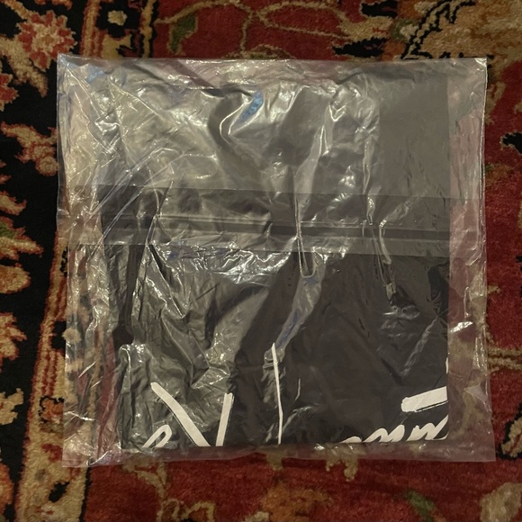 Lana Del Rey New ALL SIZES Crop Top from LDR Village Sold Out Rare Sealed - Picture 7 of 9